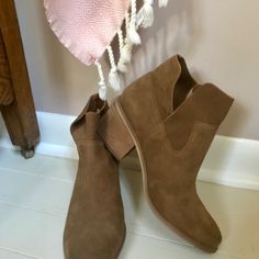 NWOT Suede Booties Size 7 Suede Booties, Suede Boots, Bootie Boots, Ankle Boots, Super Cute, Size 7, Nordstrom, Women Shoes, Boots