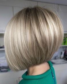 Cool Sleek Short Bob Haircut For Women, Wavy Bob Hairstyles, Choppy Bob Hairstyles, Lob Hairstyle, Bob Haircuts For Women