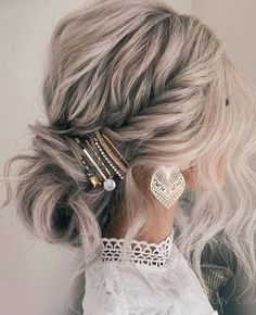 Cute Updo Hairstyles, Messy Low Bun, Hairstyles For Weddings, Do Hairstyles, Cute Hairstyles Updos, Long Hair Do, Layers Medium, Haircut Medium, Grey Hair Inspiration