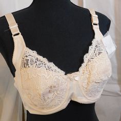 Three Ladies Bras: White, Beige, And Black. C Cups. Underwires 3 Bras Sold As One Unit. Cream Full Coverage Bra With Medium Bust Support, Cream Full Coverage Bra With Medium Support, Feminine Beige Bra With Medium Bust Support, Beige Full Cup Bra With Medium Bust Support, Feminine Partially Lined Cream Bra, Beige Full Coverage Bra Partially Lined, Beige Full Coverage Partially Lined Bra, Beige Full Coverage Bra With Lace Trim, Feminine Beige Bra With Lace Trim