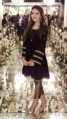 Black Pakistani Dress, Black Velvet Suit, Pakistani Formal Dresses, Velvet Dress Designs, Beautiful Pakistani Dresses