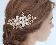 Pair of Handmade Vintage Style Gold Leaf Floral Pearl Bridal - Etsy UK Wedding Flower Hair, Vine Headband, Boho Chic Bride, Hair Vine Bridal, Rose Gold Texture, Wedding Hair Jewelry, Boho Wedding Flowers, April Wedding