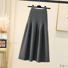 Exquisite Knitted Midi Skirt - Luxurious, Knee-length Woolen A-line Skirt Embellished with Chic Letter Pattern Skirt Elegant, Nature Dress, Half Shirts, Spring Fashion Casual, Casual Party Dresses, Knit Midi Skirt, Elegant Skirt, Mid Length Skirts, Corduroy Skirt