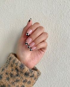 Acrylic Black And White Nails, Nails Short Black And White, Checkered French Tip Nails, Nails Acrylic Black And White, Nails Ideas Black And White, Short Black And White Nails, Simple Black And White Nails, Black And White Nails Acrylic, Black And White Nails Ideas