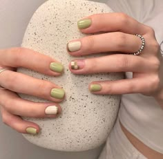 Short Nails Design, Minimal Nails Art, Hello Nails, Hippie Nails, Spring Nail Trends, Casual Nails