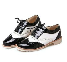 New Women Lace Up Saddle Oxford Shoes Black And White Cuban Heel Casual Brogues Item description Brand Unbranded Department Women Style Fashion Type Casual Upper Material Synthetic US Shoe Size 7 Country/Region of Manufacture China Handmade No Season Spring Toe Shape Round Toe Year Manufactured 2021   Shipment Payment Return & Warranty Service & Feedbacks Shipment 1.We Ship to Worldwide. 2.Delivery time depends on destination and other factors, it may takes up to 15-30 days. If you don't receive Saddle Oxford Shoes, Heeled Brogues, College Shoes, Flat Oxford Shoes, Saddle Oxfords, Chunky Heeled Boots, Lace Up Flats, Chic Shoes, Retro Mode