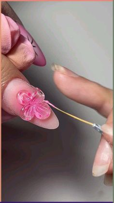 @gisselflores44 #nailartideas #naildesign Cover Nails Design, Tropical Flower Design Nails, Gel Structure Nails Design, 3d Follower Nails, 3d Flower Design Nails, Flower Nail Design Tutorial, Nail 3d Art, How To Make 3d Flowers On Nails, How To Do Acrylic Flowers On Nails