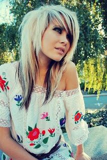 long scene hairstyles 2013 http://hairstyles2013womens.blogspot.com/2013/02/long-scene-hairstyles.html Blonde Scene Hair, Scene Hair Colors, Blonde Underneath, Rocker Hair, Emo Girl Hairstyles