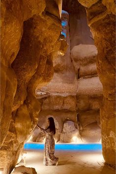 al qarah mountain hofuf | al qarah cave | al qarah mountain saudi arabia | al qarah mountain al ahsa | best places to visit in saudi arabia | mountain in saudi arabia | al ahsa oasis Al Ahsa Saudi Arabia, Living In Saudi Arabia, Saudi Mountains, Saudi Arabia Aesthetic, Abha Saudi Arabia, Alula Saudi Arabia, Life In Saudi Arabia