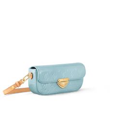 LOUIS VUITTON® - Malibu Pochette - Sky Bri Aesthetic, Bottega Bags, Bottega Bag, Pochette Louis Vuitton, Fancy Bags, Purses Designer, Color Dorado, Small Wallet, Cute Bags