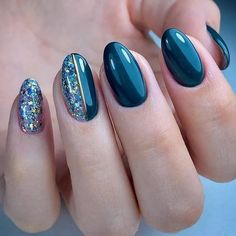 Teal Nail Designs, Teal Nails, Plain Nails, Manicure Nail Designs, Christmas Gel Nails, Simple Gel Nails, Pretty Nail Art Designs, Pretty Nail Art, Nail Designs Glitter