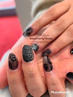 Black Nails