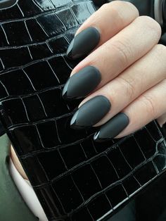 Matte Black With Shiny Tip, Fall Nails Matte And Shiny, Mat Black Nails With Shiny Tip, Half Matte Half Gloss Nails Black, Matte Tip Nails Almond, Matte And Gloss French Tip Nails, Matte Black Nails Gloss Tip, Matte Black Nails With Gloss French Tip, Matte And Glossy Nails French Tip