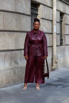 Cherry Coded, Business Baddie, Funky Clothing, Pluse Size, Boss Fashion, Pfw Street Style, Trends 2025, Fall Outfit Inspiration, Spring Lookbook