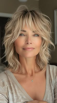 The Best 25 Hairstyles for Thin Hair (Women’s Gallery) | 20+ Simple & Stylish Hairstyles For thin Fine Hair Middle Age Haircut, Best Hairstyles For Thinning Hair, Fine Hair Layers Medium, Hair Styles For 2024 For Women, Very Layered Hair Medium Over 50, Haircuts For Thinning Hair, Youthful Haircuts, Fine Hair Cuts, Fine Flat Hair