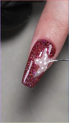 Difficulty: Medium

 

Products used：
 • Reflective Glitter Flash Gel （53087）
 • 2 In 1 Painting Gel （54833）

https://bornpretty.com/ Zodiac Sign Nails, Pink Christmas Nail, Flash Nails, Clear Glitter Nails, Nails For 2023, Glamorous Birthday, Birthday Nail Ideas, Pink Christmas Nails, Nail Polish Art Designs