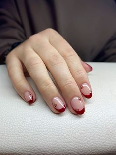 Pretty Nails Almond Shape Short, Short Nails Ideas Cherry, Cherry Gel Nails Short, Cherry Fall Nails, Short Nail Bed Designs, Circle Nail Designs, Cherry Mocha Nails Design, Cherries Nail Art, Short Cool Nails