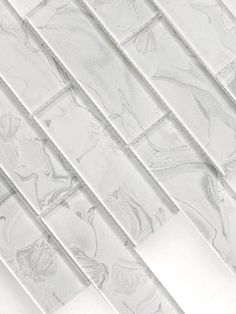 White with Gray Veins & Sparkle Glitter Design Backsplash Tile Mosaic Backsplash Bathroom, Marble Mosaic Backsplash, Glass Mosaic Tile Backsplash, White Tile Kitchen Backsplash, White Glass Tile, Glass Kitchen Backsplash, White Marble Mosaic, Subway Backsplash, Gray Vans