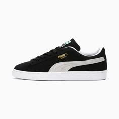 Elegant Sneakers, Puma Tennis, Running With Stroller, Puma Classic, Black And White Sneakers, Sneakers Puma, Black Puma, Puma Suede, Puma Sneakers