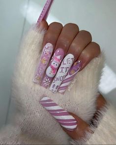 Pastel Christmas Nails, Globe Nails, Snow Globe Nails, Rib Tattoos For Women, Naild It, Duck Nails, Pastel Christmas, Cute Christmas Nails