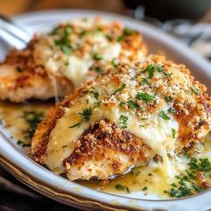 Longhorn Garlic Parmesan Crusted Chicken Recipe - Most Delicious Chicken Recipes, Longhouse Steakhouse Parmesan Chicken, Crouton Crusted Chicken, Outback Parmesan Crusted Chicken, Parmesan Grilled Chicken, Longhorn Garlic Parmesan Crusted Chicken, Husband Dinner Ideas, Gourmet Lunch Ideas, Quick Chicken Breast Dinner