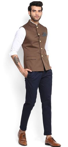 India Fashion Men, Mens Indian Wear, Stylish Men Wear, Blazer Outfits Men, Waistcoat Men