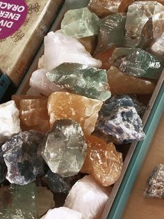 Pretty Rocks Aesthetic, Gem Aesthetic, Cute Creepy, Crystal Vibes, Spiritual Decor, Crystal Collection