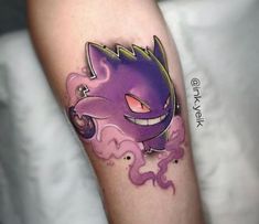 Colorful Anime Tattoo, Gengar Shadow Ball, Pokemon Tattoo Gengar, Gengar Tattoo Design, Tattoo Shadow, Charmander Tattoo, Playstation Tattoo