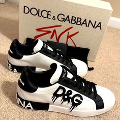 Luxury Sneakers Men, Drip Logo, G Monogram, Dolce Gabbana Sneakers, Trendy Shoes Sneakers, Nike Fashion Shoes, Black Men Fashion Swag, Dolce Gabbana Shoes, Luxury Sneakers