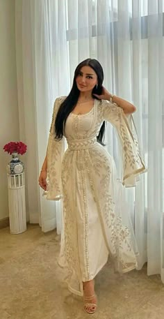 Dubai Abaya, Soiree Dress, Dress Muslim, Elegant Dresses Classy, Arab Fashion, Formal Party Dress, فستان سهرة