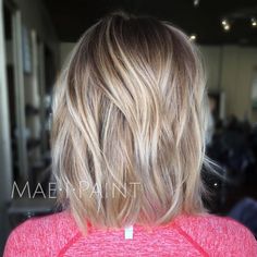 Blonde Bob Hairstyle For Fine Hair Blonde Ombre Short Hair, Ombre Short Hair, Rooty Blonde, Diy Balayage, Bob Haircuts For Fine Hair, A Bob