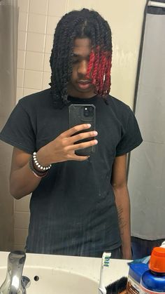 #locstyles #dreadstyles #locs #blackman Red Locs Men, Red Dreads Men, Men Dyed Locs, Red And Black Locs, Dyed Locs Men, Red Locs, Maroon Highlights, Red Dreads, Dyed Dreads