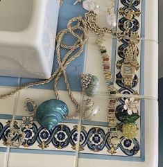 The Summer I Turned Pretty aesthetic Greece Jewelry Aesthetic, Mamma Mia Room, Mamma Mia Style, Mamma Mia Aesthetic, Mediterranean Jewelry, Sufjan Stevens