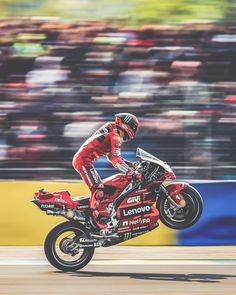 Francesco Pecco Bagnaia Lenovo Ducati MotoGP Sports Aesthetic Image Motogp Wallpapers, Ducati Motogp, Aesthetic Image, Biker Photography, Gym Wallpaper, Valentino Rossi 46, Sports Aesthetic, Sport Motorcycle, Wallpaper Android