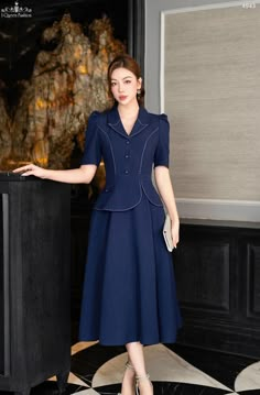 Clothes For Church, Modest Girls Dresses, Lace Dress Classy, Elegant Casual Dress, Fashion Show Dresses, Pajama Fashion, Meghan And Harry, Stylish Fall Outfits, Women Blouses Fashion