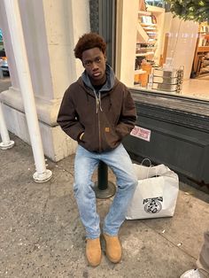 Men In Uggs, Timbs Outfit Men, Tasman Outfit, Timbs Outfit, 2000s Hip Hop Fashion, Timberland Outfit, Boys School Outfits, Mens Casual Outfits Summer, Black Men Street Fashion