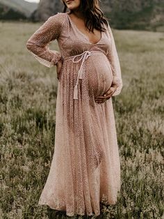 Maxi Dress Winter Photoshoot, Maternity Dresses For Photoshoot Fall, Maternity Fall Outfits Photoshoot, V-neck Maternity Dress For Spring Party, Long Sleeve Summer Maternity Dress For Party, Winter Baby Shower Dress, Maternity Outfits For Baby Shower, Pregnancy Style Winter, Mustard Maternity Dress