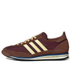 (WMNS) adidas SL 72 OG 'Preloved Brown Almost Yellow' IE3425 Mens Lifestyle Shoes, Fall/winter Shoes, Brown Tennis Shoes, Stylish Tennis Shoes, Brown Sneakers Women, Brown Tennis, Brown Adidas, Adidas Brown, Adidas Sl 72