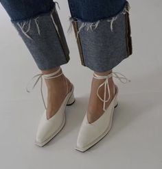 Girly Shoes, Aesthetic Shoes, Shoe Inspo, Aesthetic Vibes, Dream Shoes, Tie Shoes