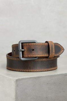 Ruggedly handsome, the Eldorado leather belt complements your favorite jeans or khakis. Business Travel Bag, Reception Outfit, Handmade Leather Belt, Medieval Life, Sheepskin Slippers, Water Buffalo, Western Hats, Buffalo Leather, Mens Gloves