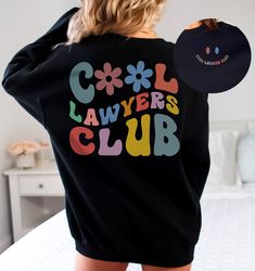 Cool Lawyers Club Sweatshirt, Lawyer Gift For Women, Lawyer Sweater, Lawyer Graduation Gifts, Lawyer Sweatshirt, Future Lawyer, Lawyer Gift, Lawyer Shirt, Lawyer T Shirt, Future Lawyer, Lawyer, Law School, Law Graduation Gifts, Law School Gift, Law School Graduation, Law School Graduate, Law School Sweatshirt, Cool Lawyer Hoodie, Lawyer Student Gift ️⚖️🏢This Cool Lawyers Club Sweatshirt is the perfect gift for lawyers. Our products are high quality, soft and comfy. Every product we sell made by Multicolor Crew Neck Tops For College, Cousin Tshirts, Big Cousin Shirt, Tf2 Engineer, Engineer Mechanical, Software Engineer Gifts, Engineer Girl, Cousin Crew Shirts, Cousin Birthday Gifts