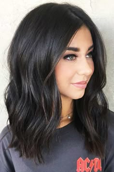 Black Hair Color Ideas, Deep Black Hair, Brunette Balayage, Jet Black Hair, Hair Color Chart, Black Hair Color, Lob Haircut, Trendy Hair Color, Trendy Hair