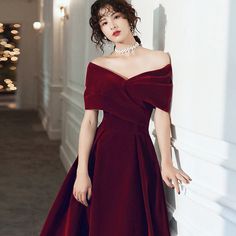 Off shoulder burgundy velvet party dress elegant adl079. Click to shop now. Free stable shipping world-wide! Velvet Off Shoulder Dress, Off The Shoulder Formal Dress, Diner Dress, Vintage Shift Dress, Chic Bridesmaid Dresses, Party Dress Elegant, Burgundy Velvet Dress, Velvet Party Dress, Elegant Prom Dresses