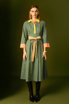 ENGLISH FACTORY - Colorblock Detail Shirt Dress - DRESSES available at Objectrare Pretty Work Dresses, Wardrobe Stand, Knitwear Trends, Fashionable Dress, Summer Style Guide, Casual Party Dresses, Knit Outerwear, Fashion Night, Pink Midi Dress