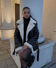 London Winter Outfits, Winter Fashion Looks, Look Festival, Trendy Outfits Winter, Jacket With Zipper, London Outfit, Inspo Outfit, Outfit Look