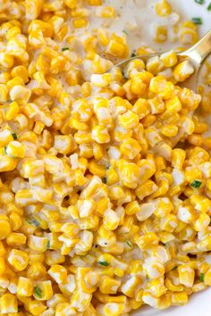 This honey butter skillet corn is ready just 15 minutes. It's creamy and delicious, the perfect side dish for the holidays or weeknights. Honey Butter Corn, Honey Butter Skillet Corn, Easy Honey Butter, Easy Corn Recipes, Biscuit Chicken Pot Pie, Corn Side, Corn Recipes Side Dishes, Butter Corn, Skillet Corn