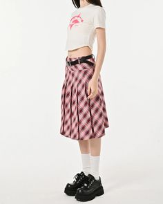 Good Manners Plaid Kilt Skirt | Women's Skirts – Boogzel Clothing Knee Length Skirts Outfits, Y2k Outfits Grunge, Aesthetic Clothes Y2k, Cottagecore Skirt, Pink Plaid Skirt, 90s Outfits, Pleated Skirt Outfit, Kilt Outfits, Clothes Y2k