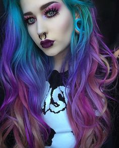 Start Your Green Hair Journey with These Stunning Ideas Spooky Hair Color, Purple And Green Hair, Spooky Hair, Colored Tattoo, Arctic Fox Hair Color, Multi Colored Hair, Colored Hair, Creative Hairstyles, Dye My Hair