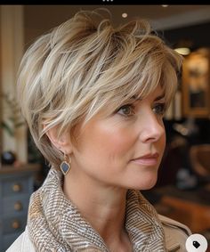 Outfits For Women With Short Hair, Long Tapered Pixie Haircut, Short Hair Growing Out, Short Hairstyle For Thick Hair For Women, Hairstyles For 50 Year Old Women Short, Short Hair Styles For Fine Hair, Hairstyles For Short Fine Hair, Short Choppy Hairstyle Women, Short Hair Fat Face