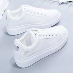 Elegant Sneakers, Women Casual Shoes, White Sneakers Women, Casual Sneakers Women, Girly Shoes, White Shoes Women, Women Sneakers, Casual Shoes Women, Shoes Fashion